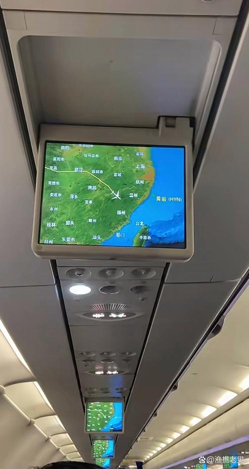 比如昆明到台州的航班信息依旧写着黄岩,西安到台州的航班也仍然显示