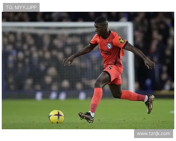 凯塞多回忆初到布莱顿经历感谢麦卡并愿意帮助新队员